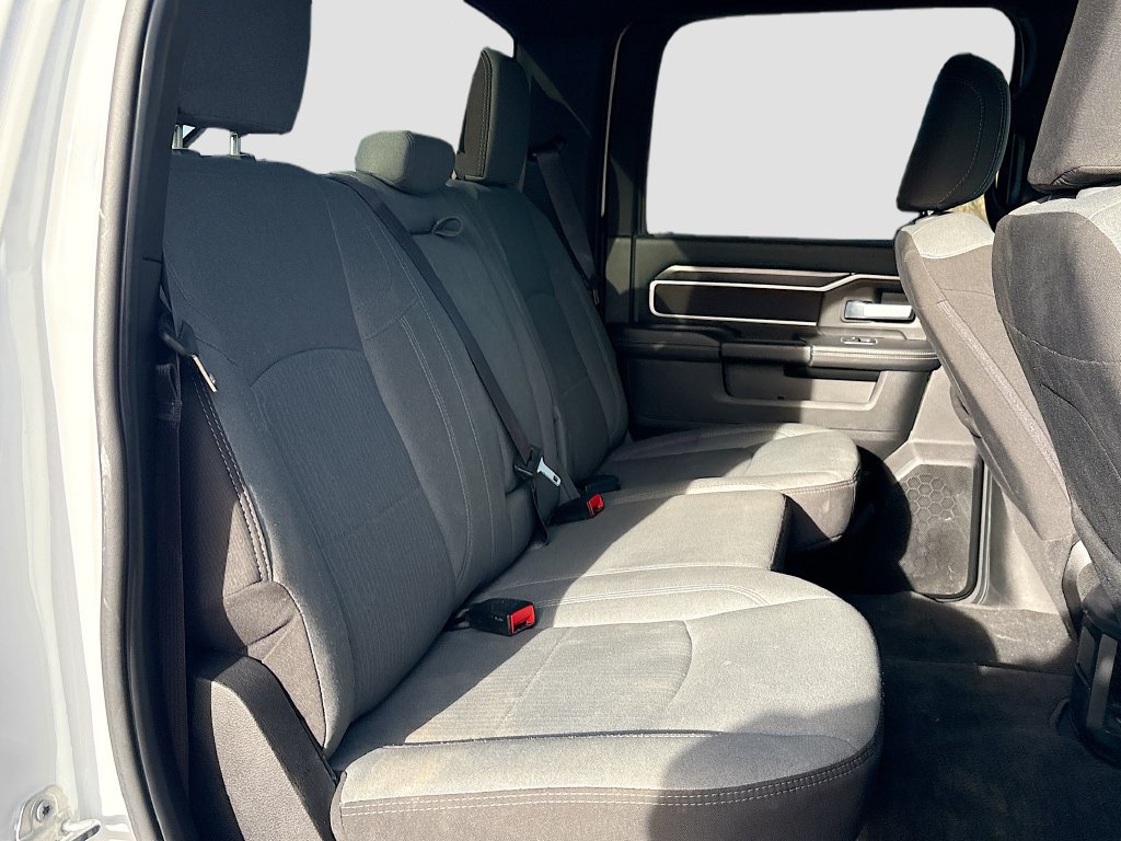 Used 2024 RAM 2500 Big Horn AWD/4WD image 24