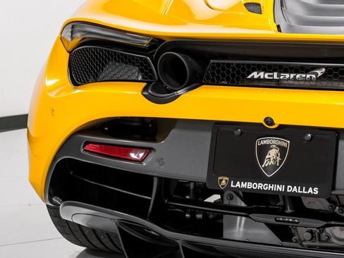 Used 2022 McLaren 720S Spider image 50