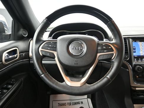 Used 2015 Jeep Grand Cherokee Overland AWD/4WD image 34