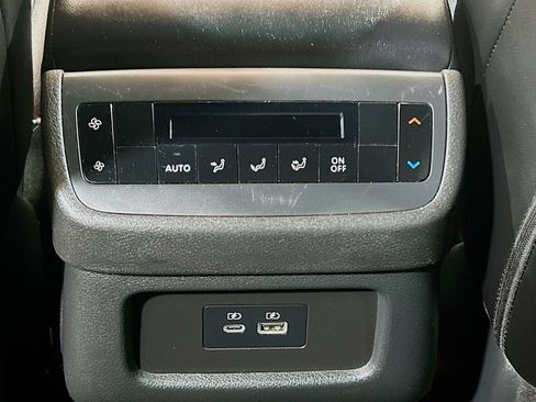 Used 2024 Nissan Pathfinder Rock Creek AWD/4WD image 22