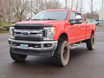 Used 2017 Ford F350 XLT w/ XLT Premium Package