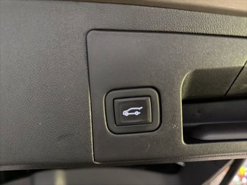 Certified 2023 Cadillac XT5 Premium Luxury image 22