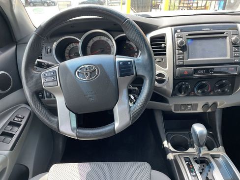 Used 2013 Toyota Tacoma 4x4 Double Cab w/ TRD Off-Road Pkg image 15