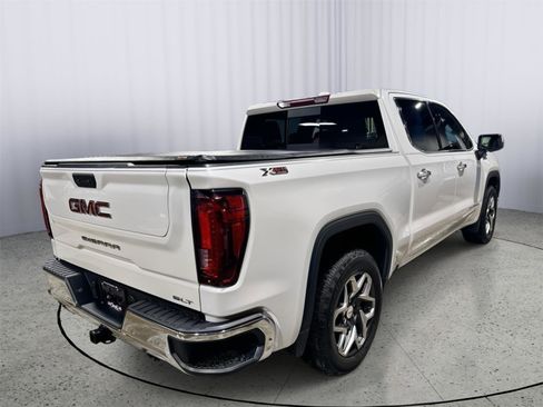 Used 2023 GMC Sierra 1500 SLT w/ SLT Premium Package image 6