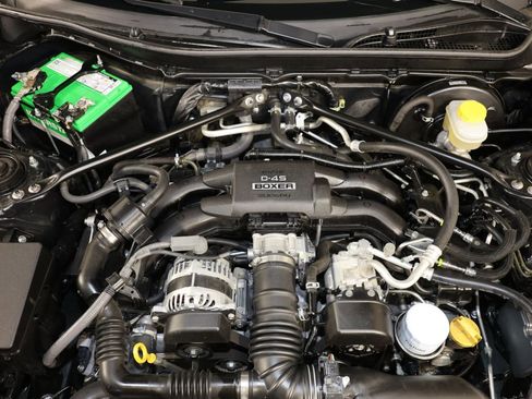 Used 2020 Toyota 86 image 36