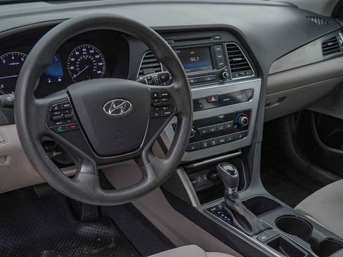 Used 2015 Hyundai Sonata Sport image 9