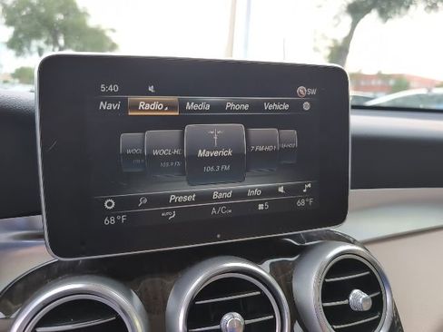 Used 2017 Mercedes-Benz GLC 300 w/ Premium 3 Package image 13