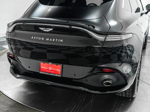 Used 2021 Aston Martin DBX AWD/4WD image 41
