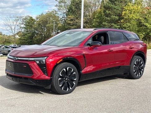 Certified 2024 Chevrolet Blazer EV RS image 2