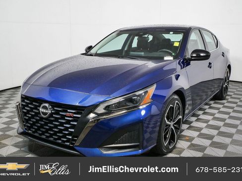 Used 2024 Nissan Altima 2.5 SR FWD image 22