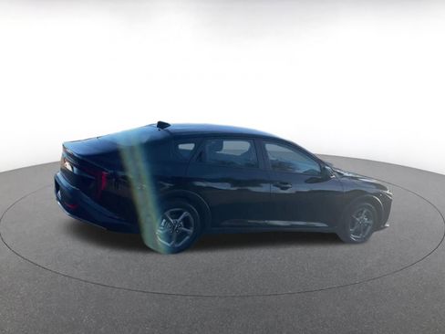 Used 2025 Kia K4 LXS image 15