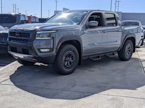 New 2026 Nissan Frontier Pro-X image 4