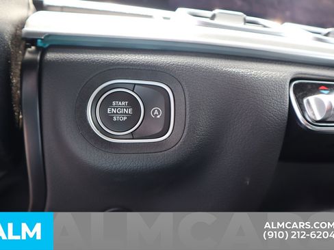 Used 2024 Mercedes-Benz GLE 350 4MATIC image 36