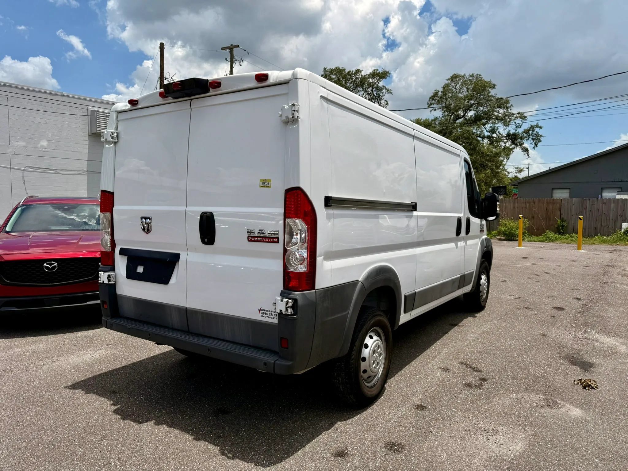 Used 2017 RAM ProMaster 1500 FWD image 4
