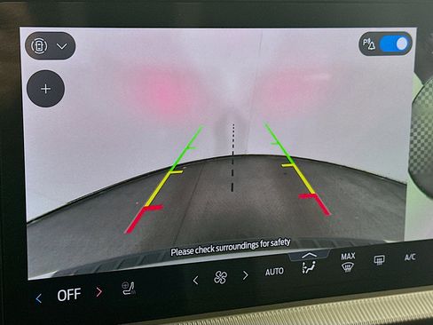 Used 2025 Ford Explorer Platinum w/ LUX Leather Package image 23