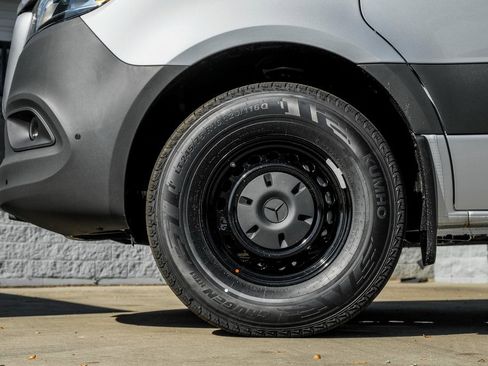 New 2025 Mercedes-Benz Sprinter 2500 image 4