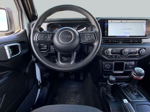 Used 2024 Jeep Wrangler Sport AWD/4WD image 6