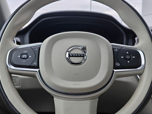 Used 2022 Volvo S60 B5 Inscription image 26