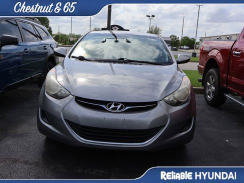 Used 2013 Hyundai Elantra GLS image 10