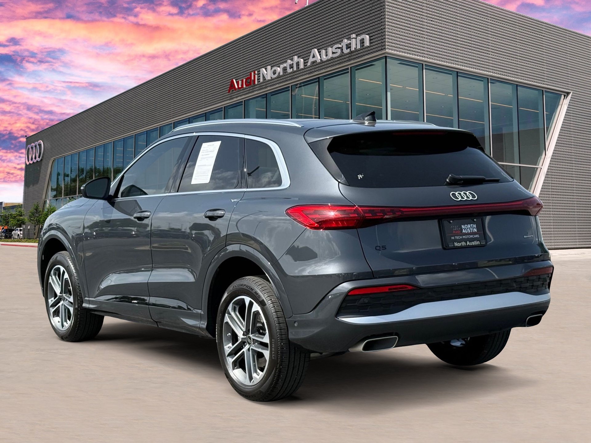 Used 2025 Audi Q5 Premium w/ Convenience Package AWD/4WD image 8