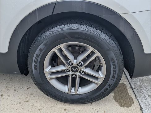 Used 2017 Hyundai Santa Fe Sport AWD/4WD image 13