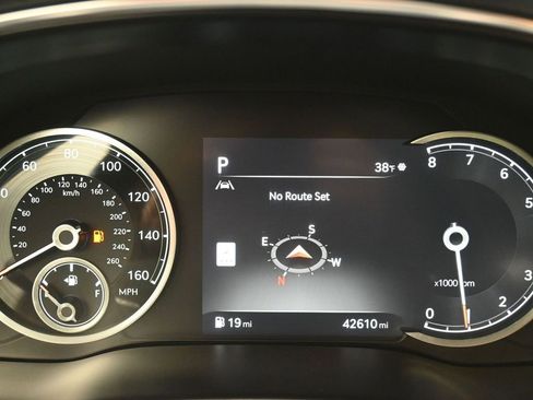 Used 2023 Genesis GV80 2.5T w/ Advanced Package image 12