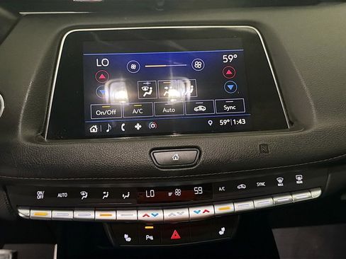 Used 2019 Cadillac XT4 Sport image 17