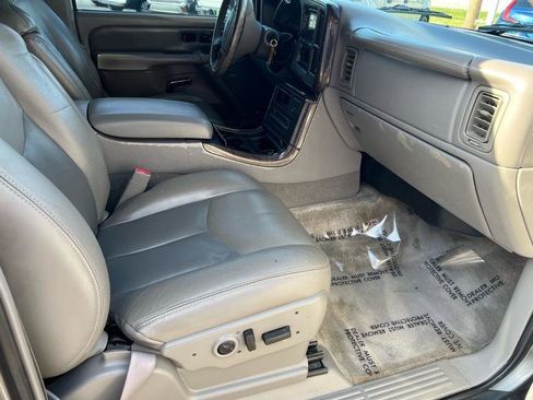 Used 2006 GMC Yukon XL Denali AWD/4WD image 6
