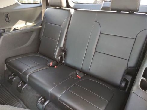 Used 2018 Chevrolet Traverse Premier w/ Redline Edition image 18