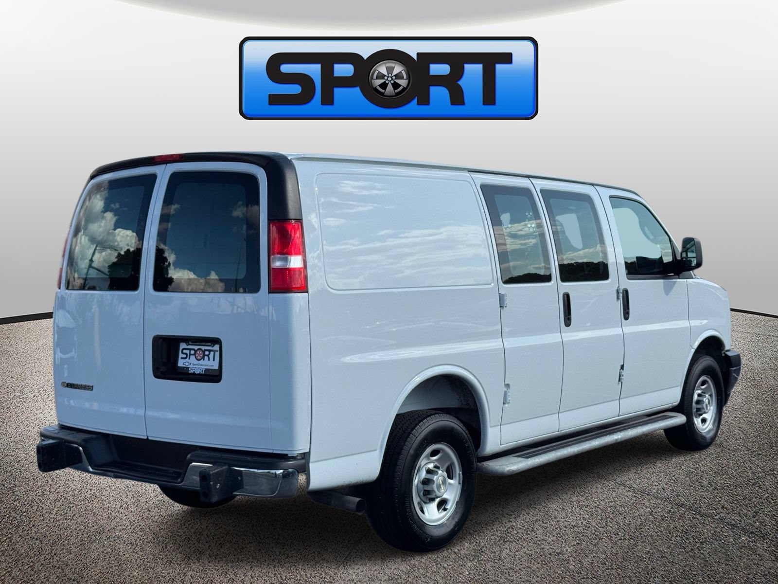 Used 2025 Chevrolet Express 2500 w/ Driver Convenience Package RWD image 25