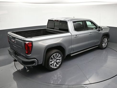 Certified 2023 GMC Sierra 1500 Denali w/ Denali Reserve Package AWD/4WD image 19