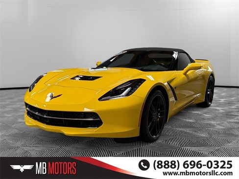 Used 2018 Chevrolet Corvette Stingray Convertible image 9