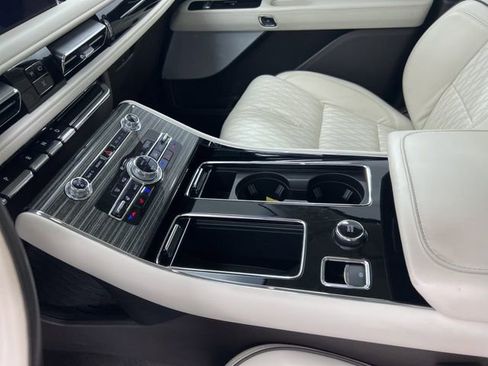 Certified 2024 Lincoln Aviator Black Label image 15