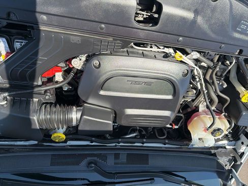 Certified 2021 Chrysler Pacifica Limited w/ Premium & Safety Sphere Group AWD/4WD image 21