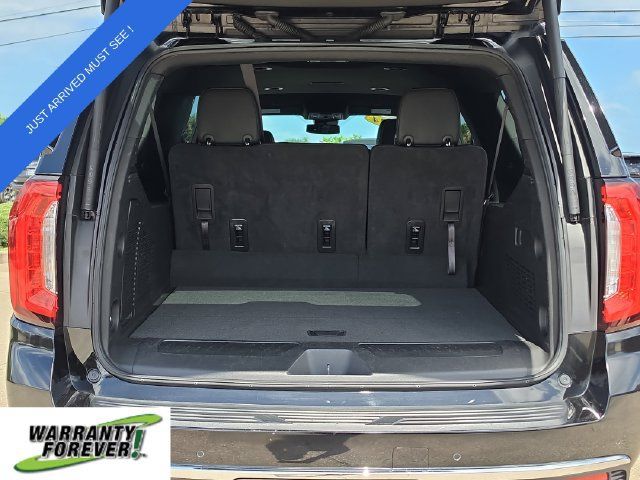 Used 2024 GMC Yukon XL SLT RWD image 7