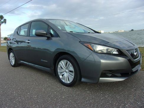 Used 2018 Nissan Leaf S w/ S Charge Package image 3