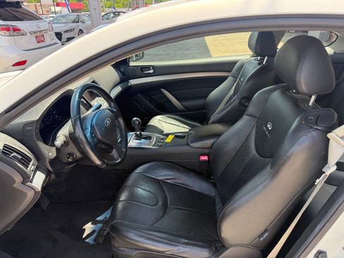 Used 2011 INFINITI G37 x Coupe w/ Premium Pkg AWD/4WD image 9
