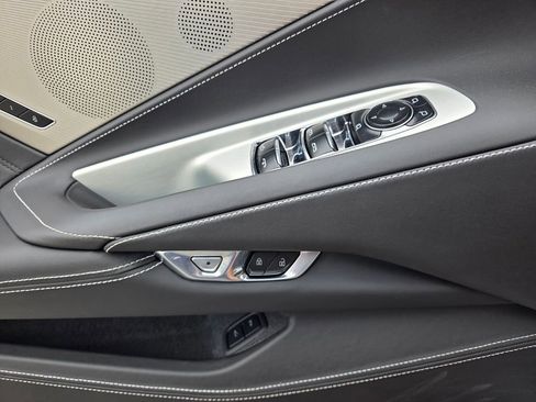 Used 2025 Chevrolet Corvette Z06 image 20