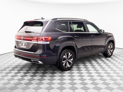 Used 2024 Volkswagen Atlas SE AWD/4WD image 5