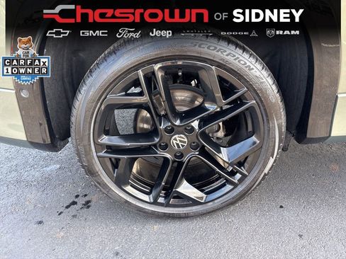 Used 2025 Volkswagen Tiguan SE R-Line AWD/4WD image 11