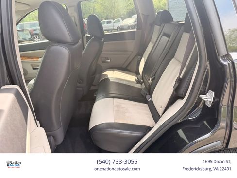 Used 2010 Jeep Grand Cherokee Limited image 18