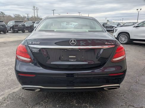 Used 2020 Mercedes-Benz E 350 4MATIC Sedan image 4