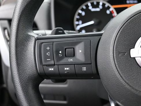 Used 2023 Nissan Rogue S FWD image 21