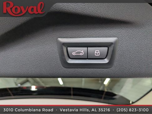 Used 2024 BMW X7 xDrive40i w/ Executive Package AWD/4WD image 15