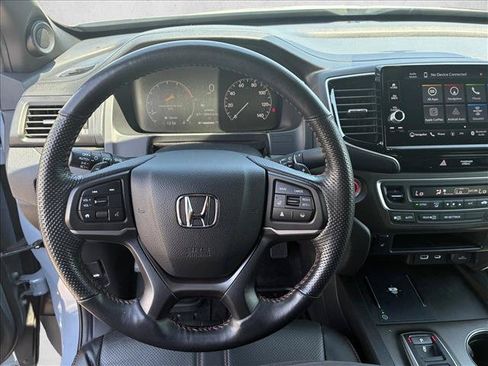 Used 2024 Honda Ridgeline TrailSport image 11