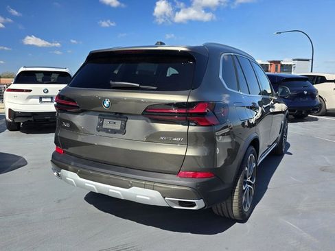 New 2026 BMW X5 xDrive40i w/ Climate Comfort Package AWD/4WD image 3