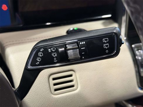 Used 2021 Lincoln Navigator Reserve image 20