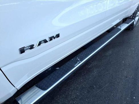 Used 2023 RAM 1500 Big Horn AWD/4WD image 13