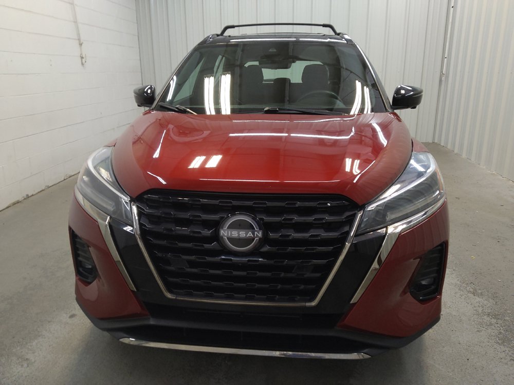 Used 2022 Nissan Kicks SR w/ Interior Electronics Package FWD image 15