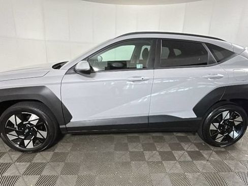 Certified 2025 Hyundai Kona SEL FWD image 5